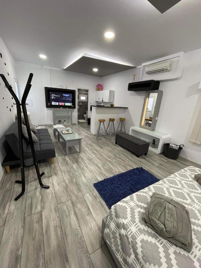 Deluxe Yiota'S Studio ! Klorakas Eksteriør bilde