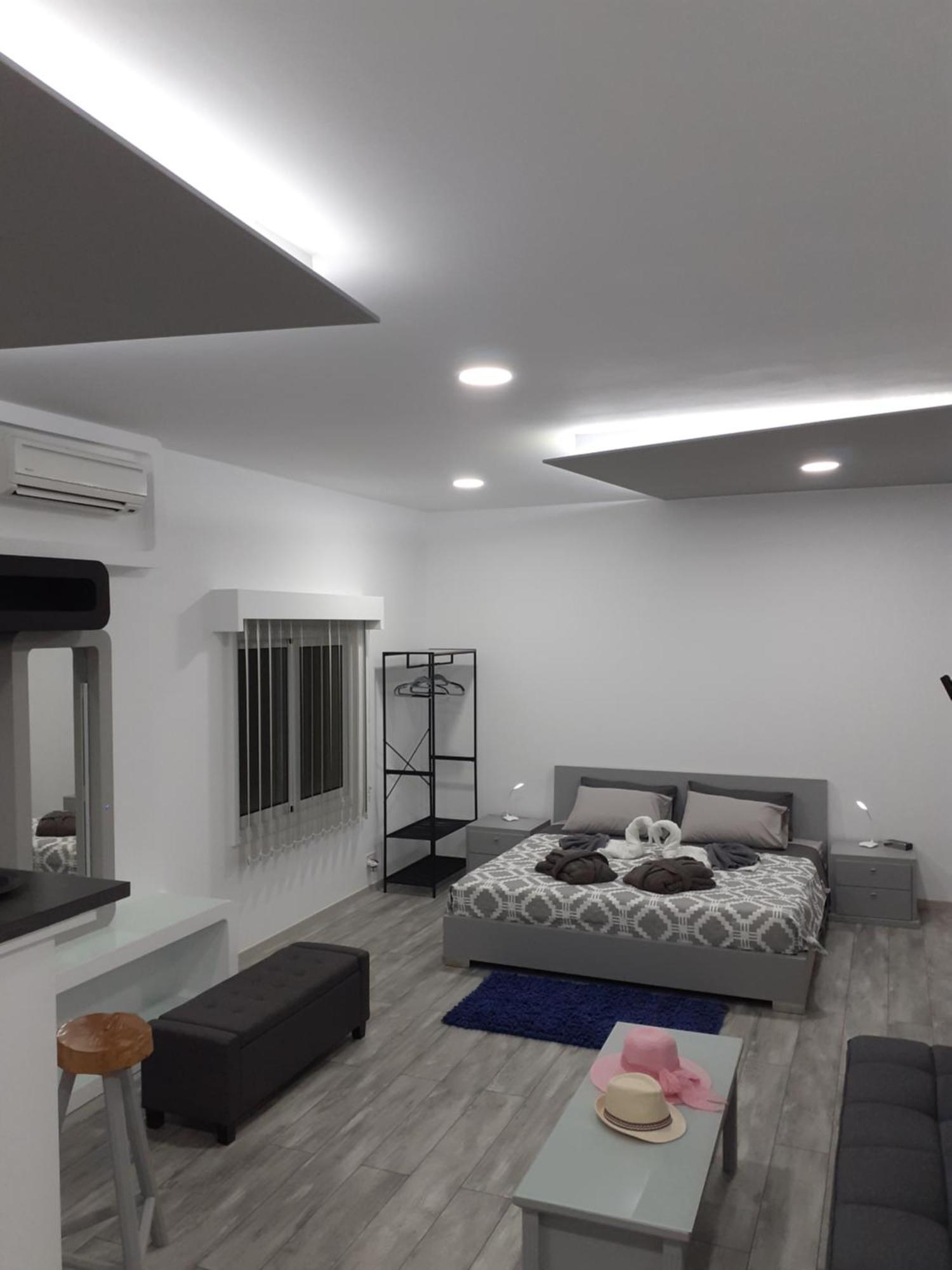 Deluxe Yiota'S Studio ! Klorakas Rom bilde